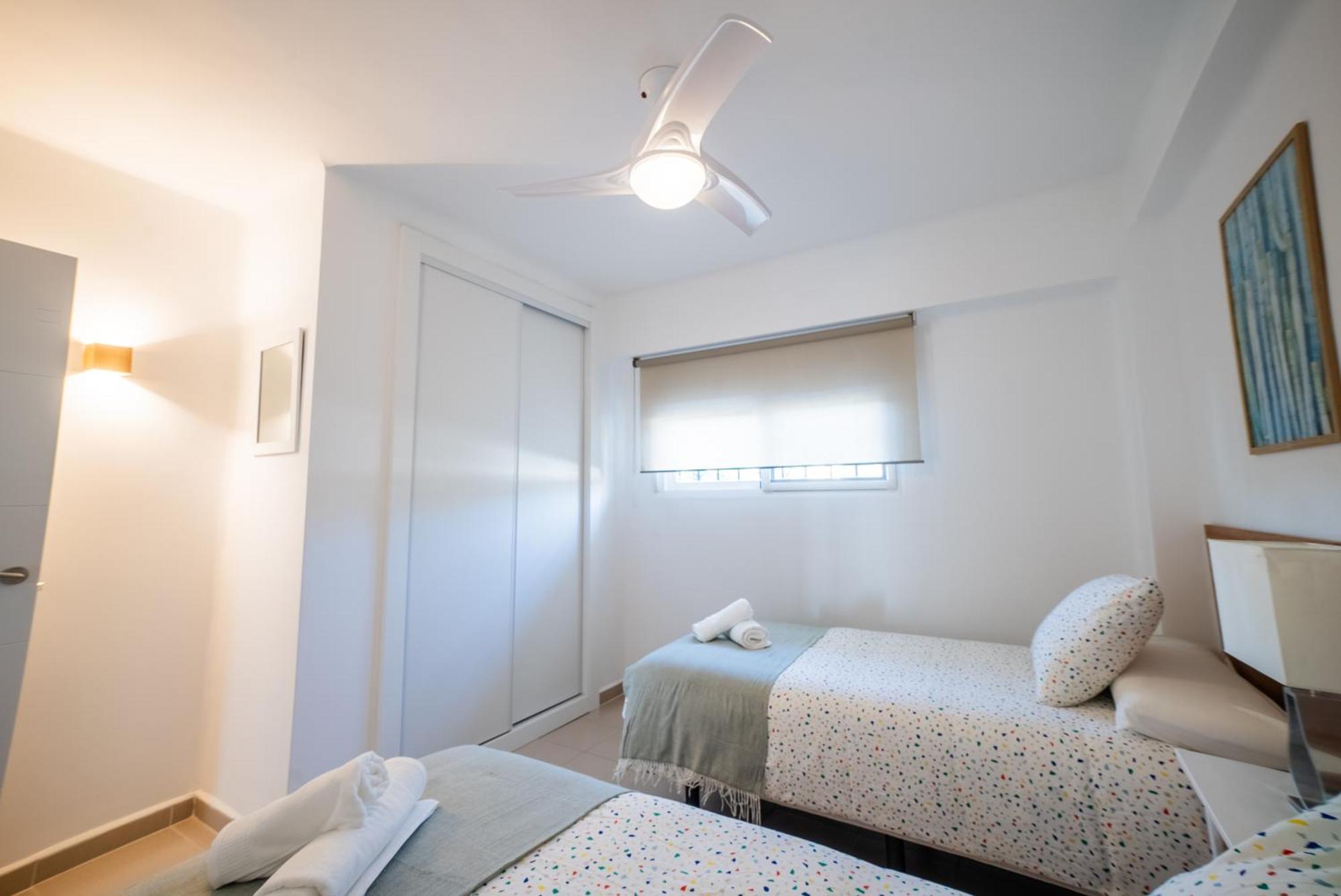 Appartement Oasis En Playamar Con Piscina Torremolinos